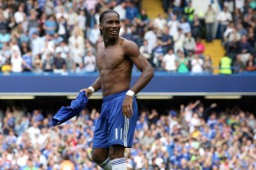 48队世界杯赛制-神归位，势不可挡！梅西首秀炸裂，老鹰主场见证王者归来